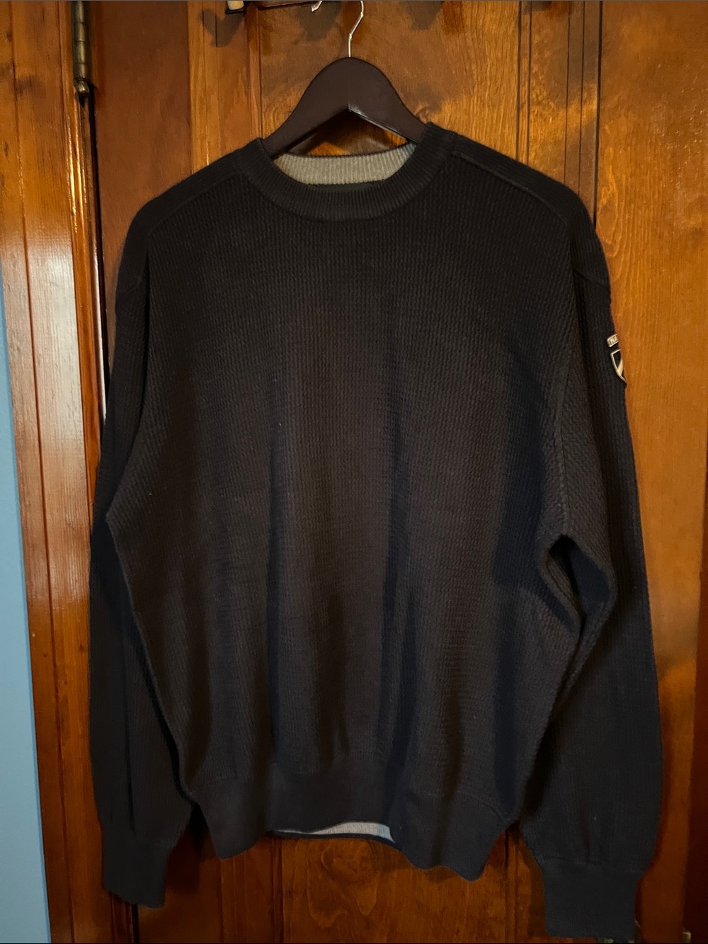 Men's dark navyCrewneck medium weight  Knit Sweater - Classic Long Sleeve